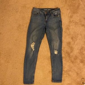 Old navy rockstar jeans size 4